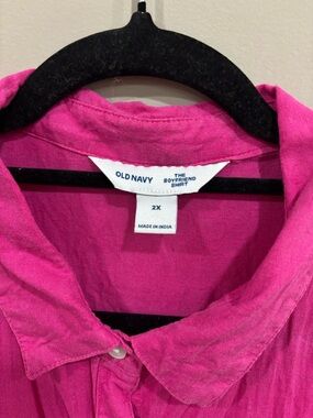 Old Navy The Boyfriend Button-Up Shirt - Hot Pink